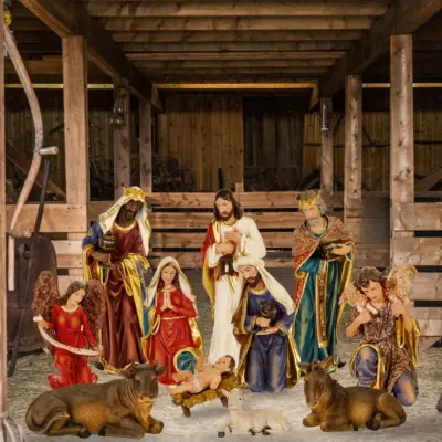 11 Piece 71cm Traditional Nativity Scene