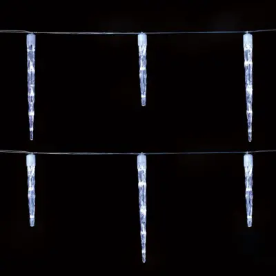 24 Chaser Icicle Lights with 72 White LED Lights