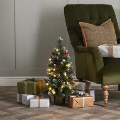 90cm Prelit Potted Tabletop Christmas Tree with 50 Warm White Led